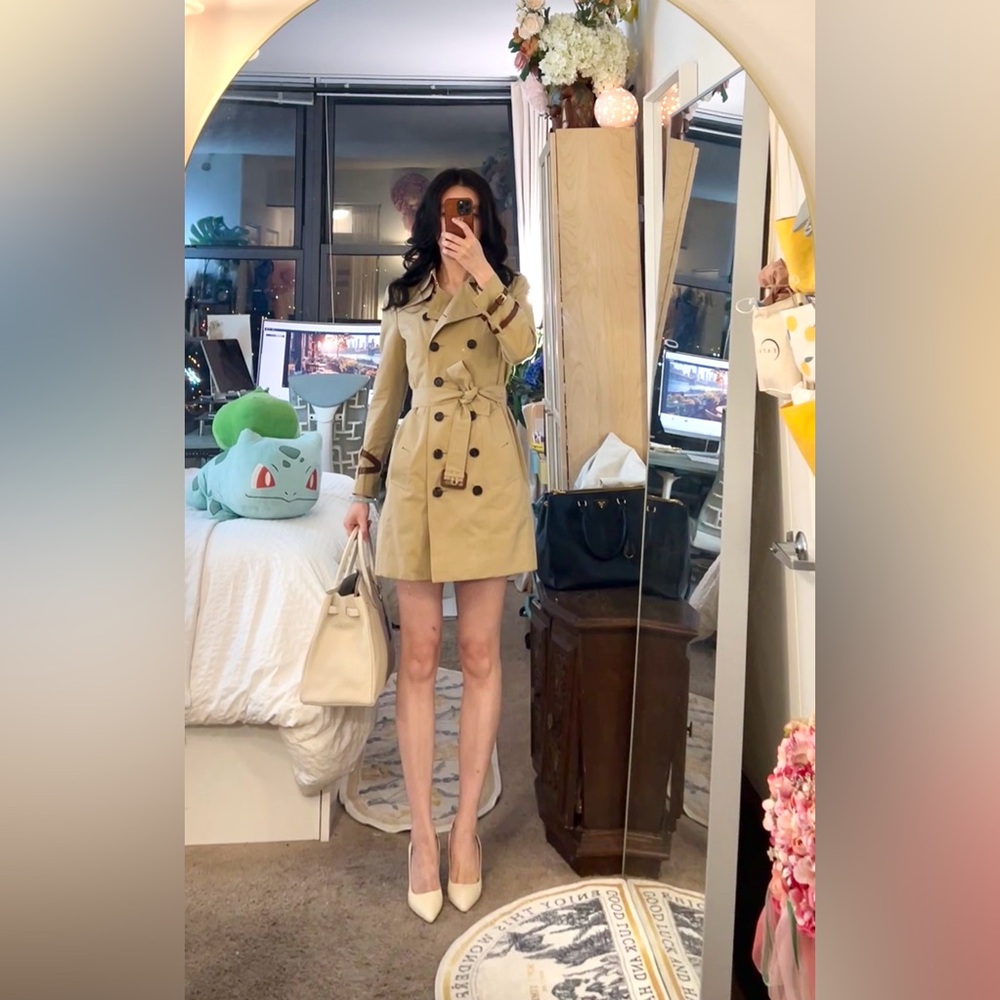 Burberry Prorsum Trench Coat with Leather Strap - Picture 3 of 17